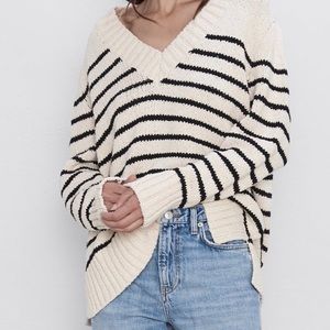ZARA Black and Cream V Neck Oversized Striped Sweater